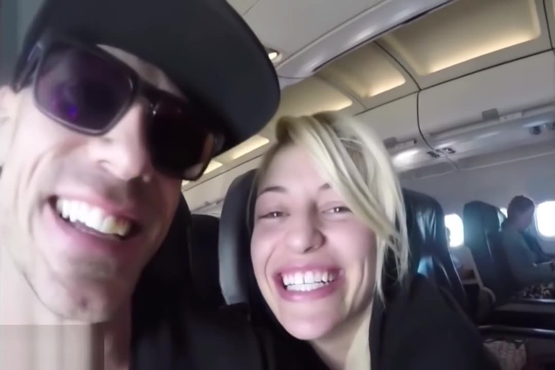 Ordinar im Air Berlin Flugzeug einen Blasen lassen_main_thumbnail