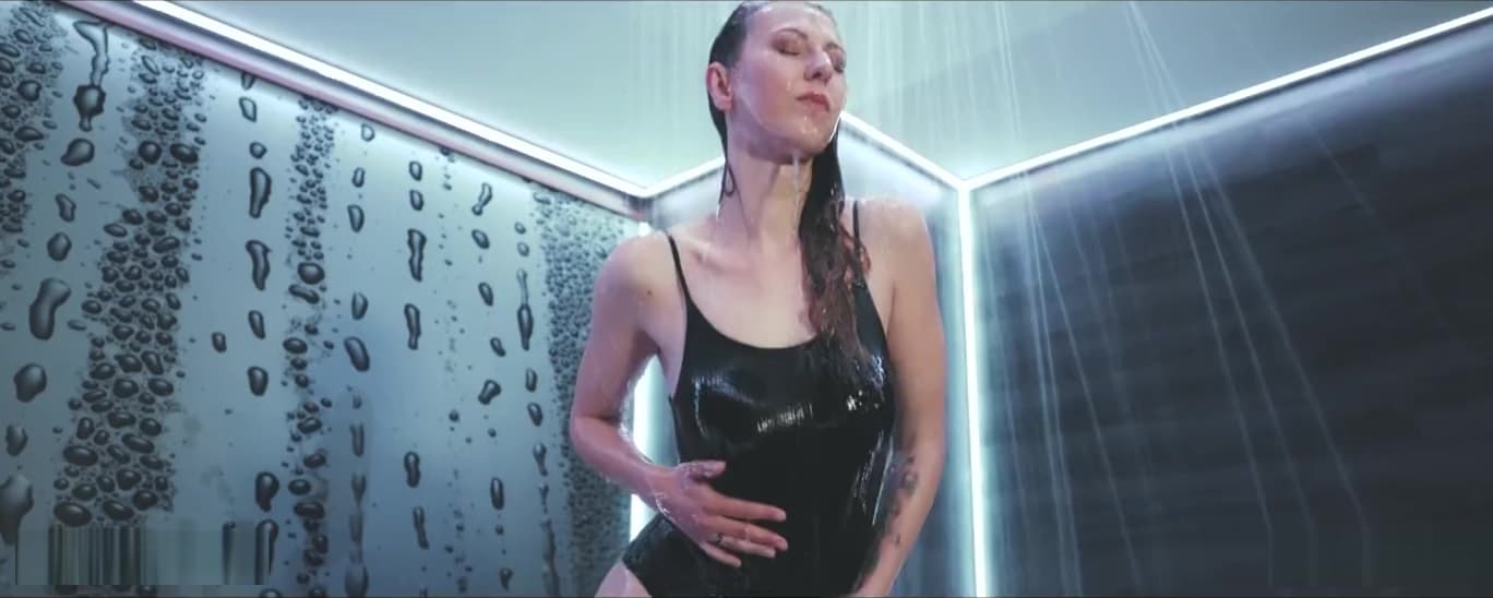 Emylia Argan - Showering CzechCheeks_main_thumbnail
