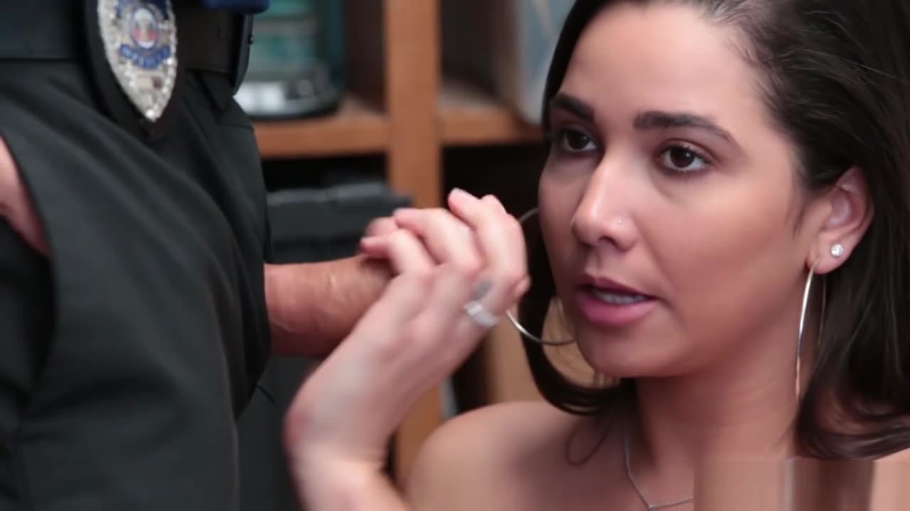 Karlee Gray deep throat blowjob the LP Officers cock_main_thumbnail