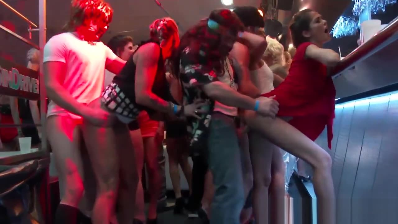 Hot slut licked in orgy_main_thumbnail