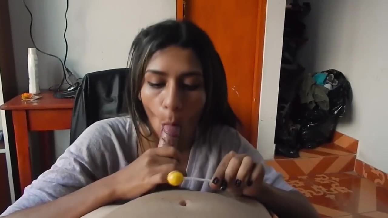 Horny gf in ponytails swallows all the cum_main_thumbnail