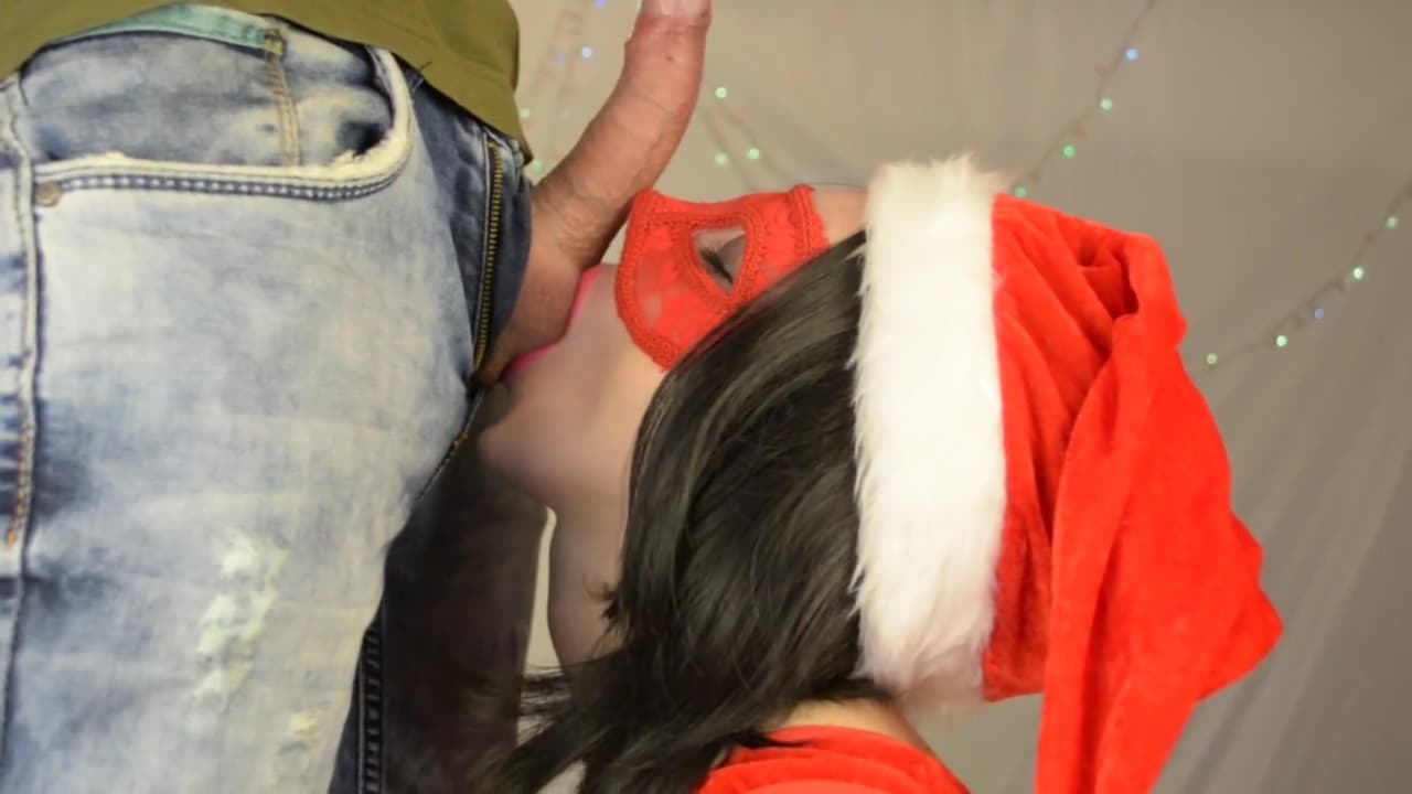 Mrs. Santa sucking balls and cock and swallow cum. Christmas blowjob_main_thumbnail