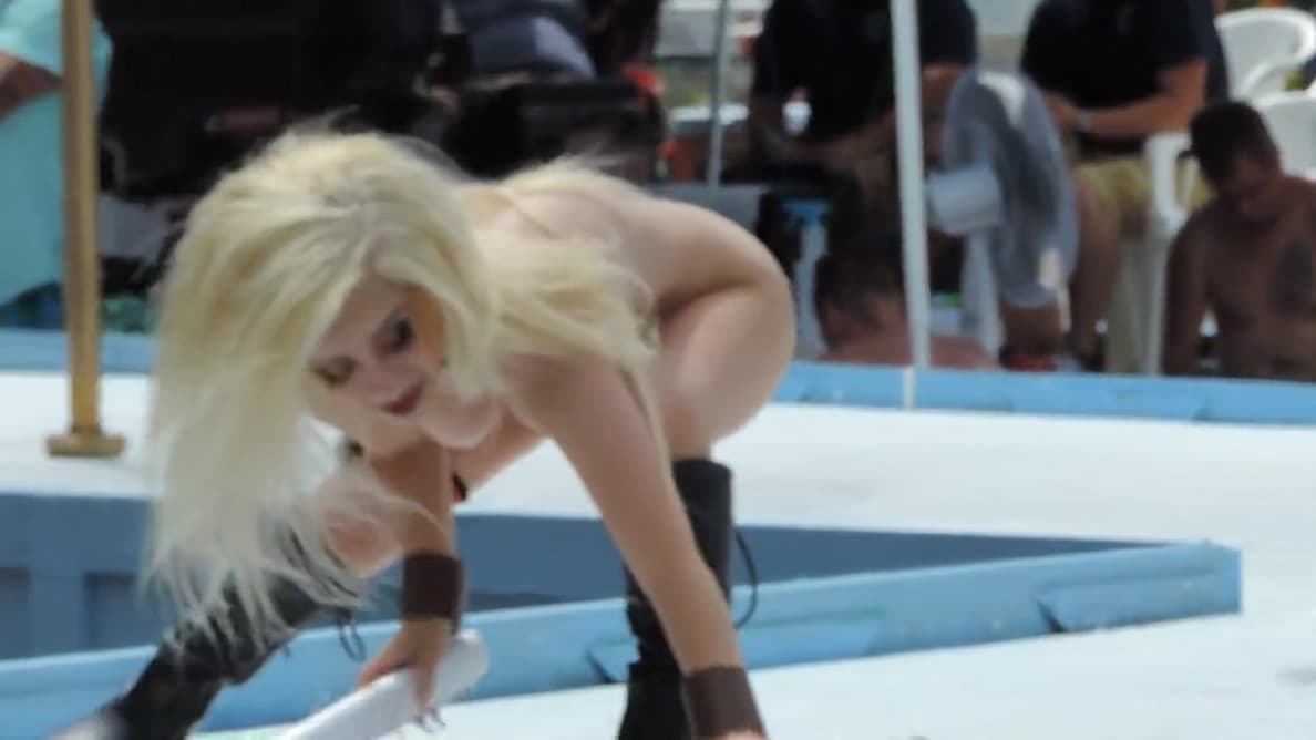 Tiny stipper at Nudes a Poppin 2019_main_thumbnail