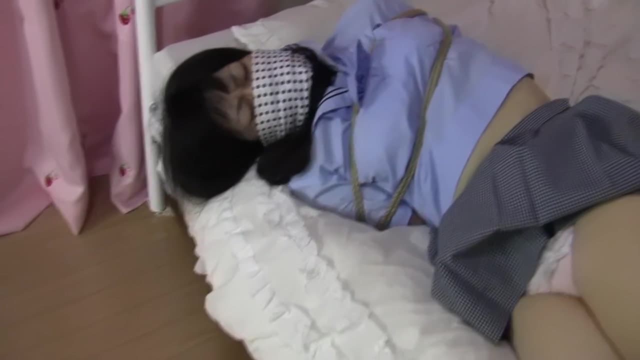 gagged_main_thumbnail