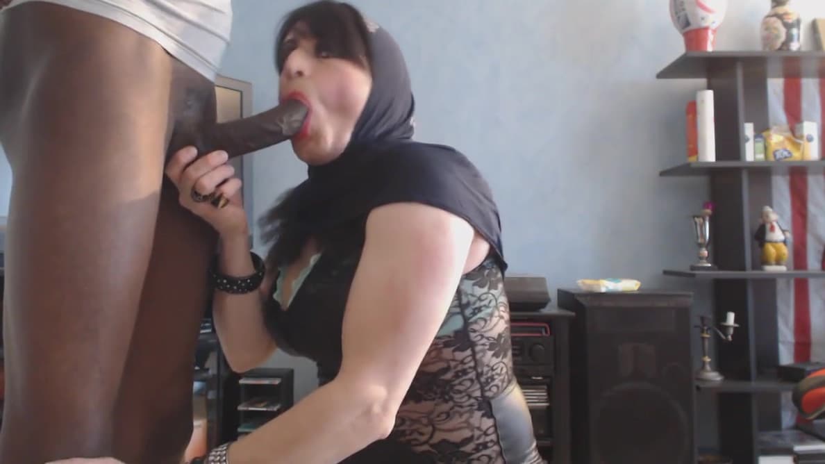 bouffeuse de bites black_main_thumbnail