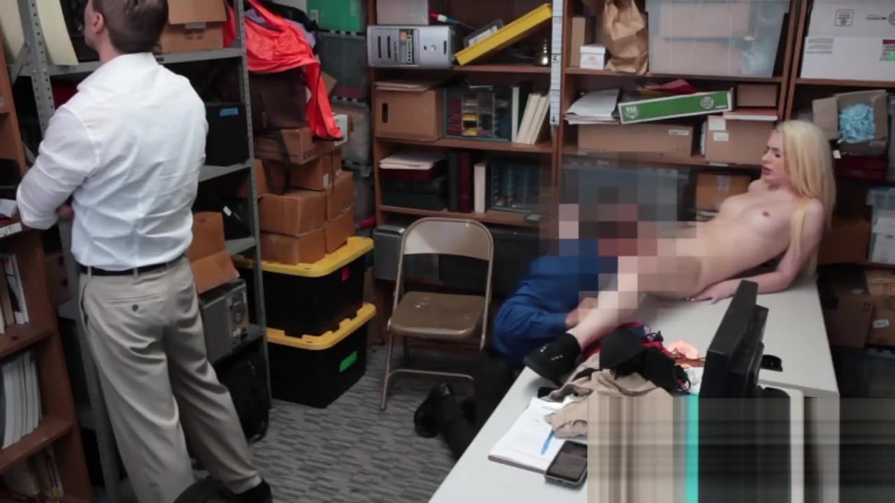 Innocent babe pounded by security guard_main_thumbnail