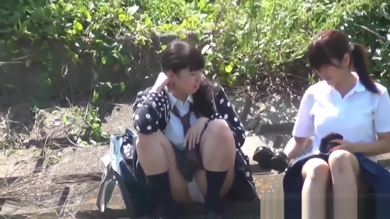 Pee fetish asians urinate_main_thumbnail