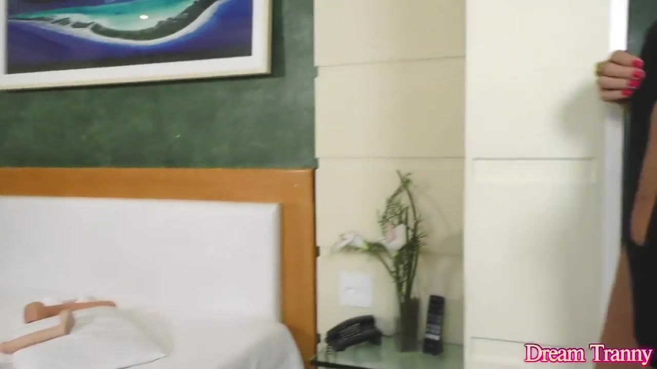 Seductive Transsexual Bella Atrix Masturbates with Sex Toys_main_thumbnail