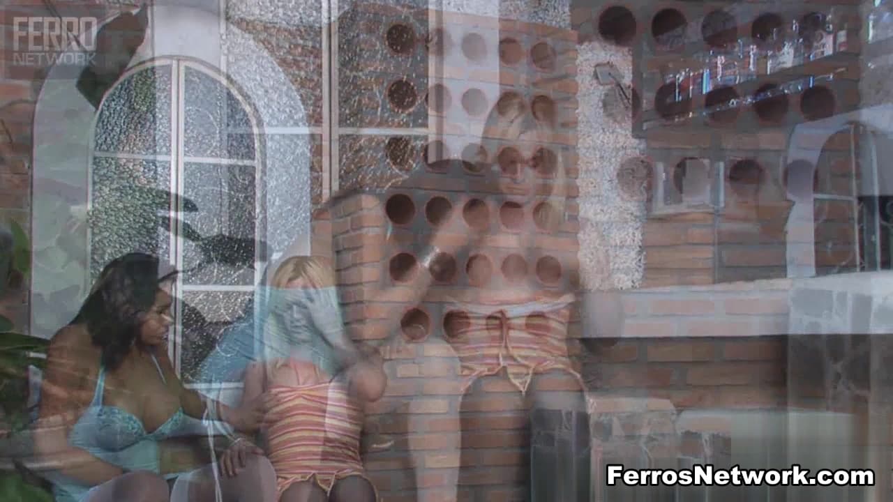 ShemalesFuckShemales Video: Lorena and Thais_main_thumbnail