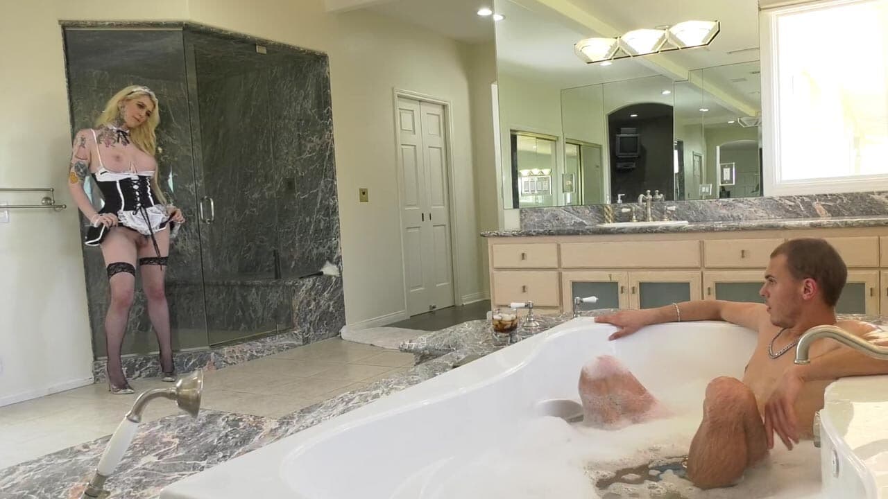 I finally fucked my sexy transsexual maid_main_thumbnail