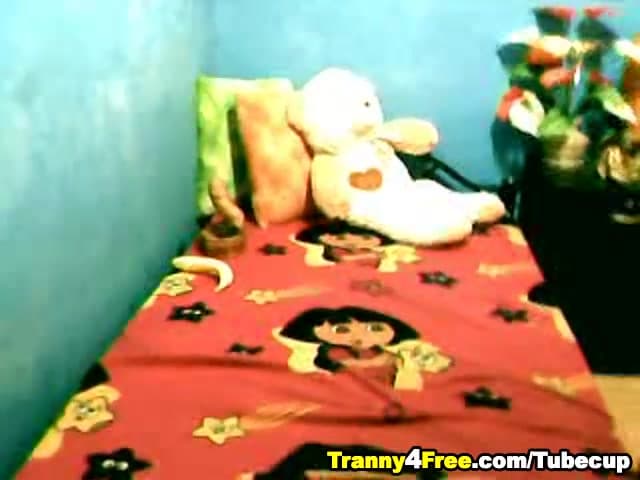 Tranny Self Sucks her Big Cock_main_thumbnail