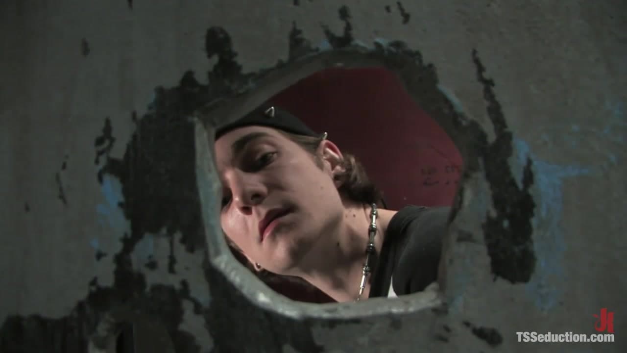 Danielle Foxxx and Kade_main_thumbnail