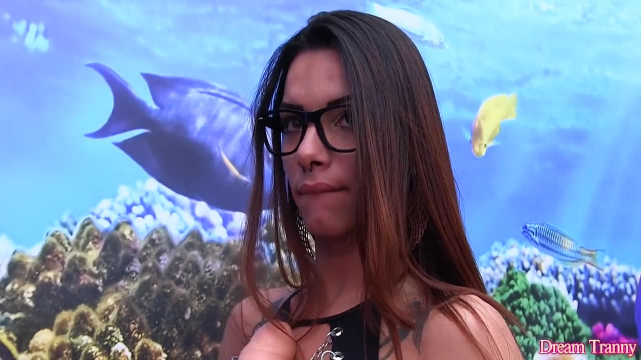 Hot And Sexy Tgirl Marcelle Herrera Fucks A Rubber Cock_main_thumbnail