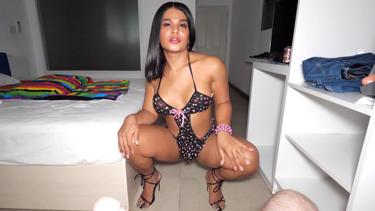 Tiny dick but big ass Asian ladyboy Nansy fucks guy after he did her first_main_thumbnail