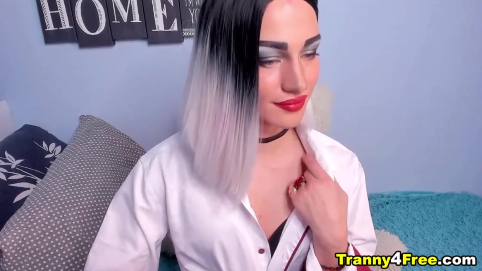 I Love To Take anal Tranny4Free_main_thumbnail