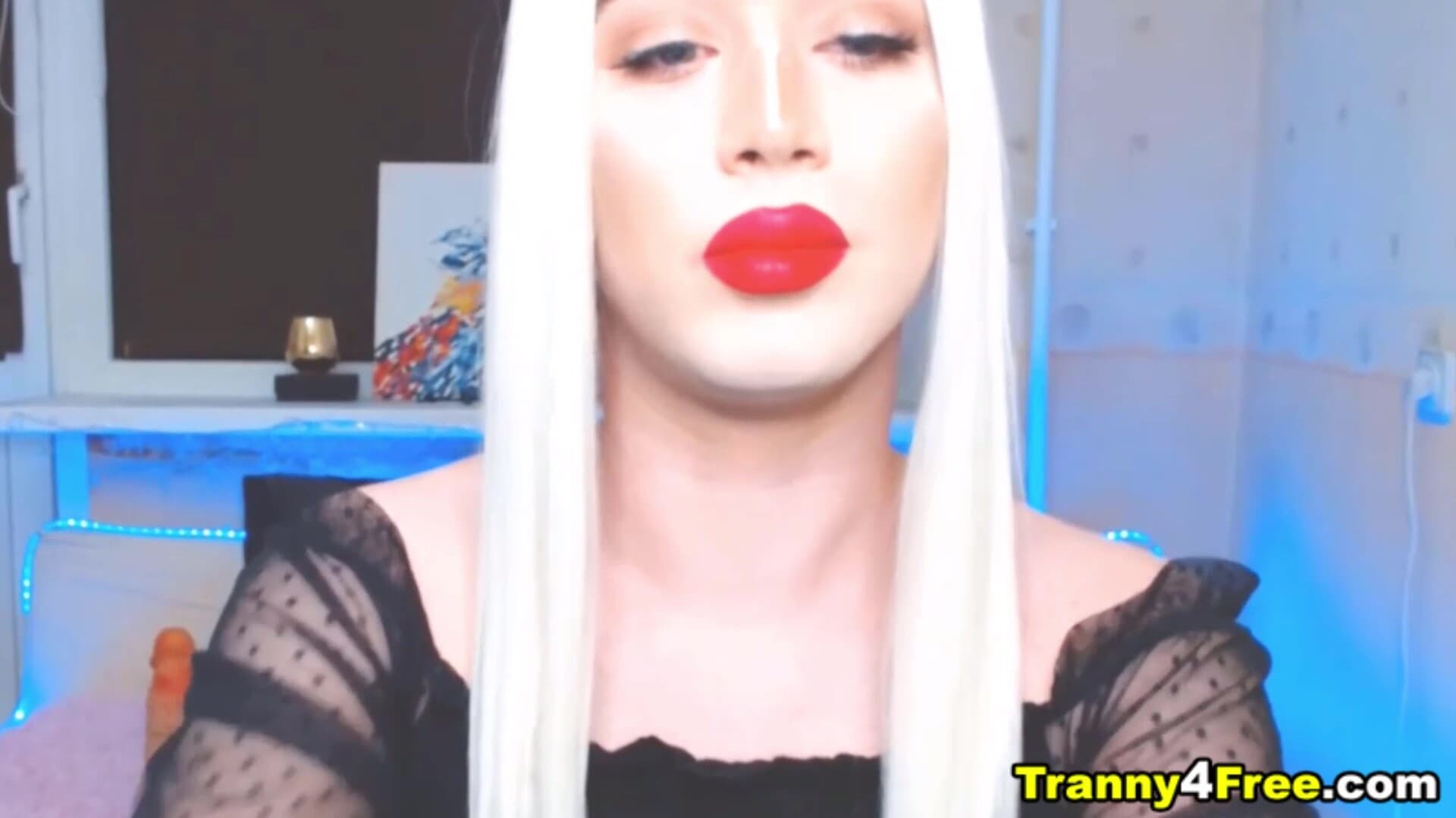 Teasing Naked Jerking Dominant Shemale_main_thumbnail