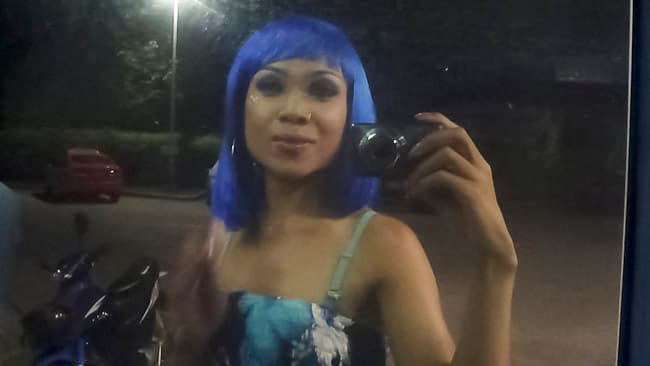 Leena - Slutty in Public_main_thumbnail