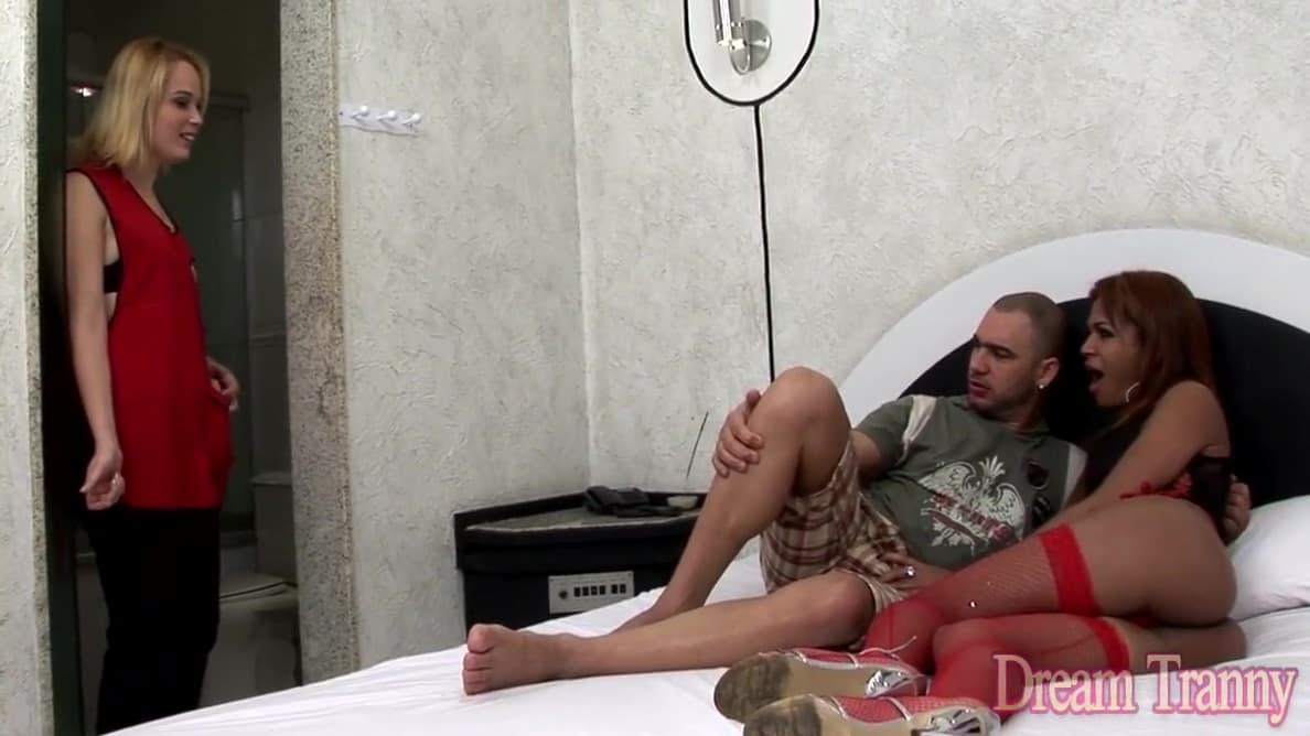 Guy Gets Fucked By Hot Tranny Sarah Costa And A Blonde Chick_main_thumbnail