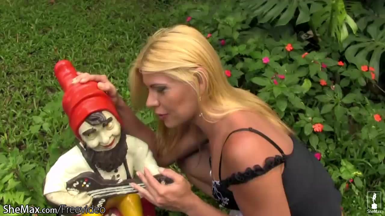 Naughty blonde shemale exposes tiny tits and penis_main_thumbnail